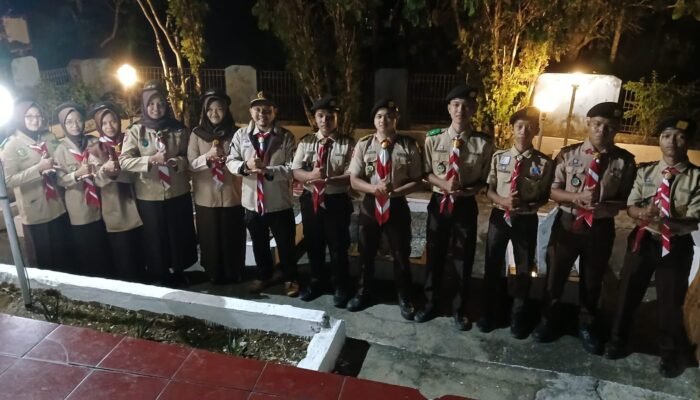 Pramuka Gudep 01.035 – 01.036 SMAN 1 Sawahlunto Personil Pendukung Apel kehormatan dan Renungan Suci HUT RI ke.80
